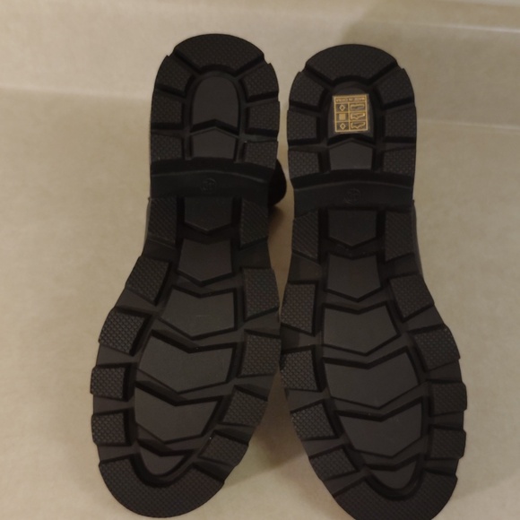 NWOT**Black Ankle Boots - Picture 9 of 9